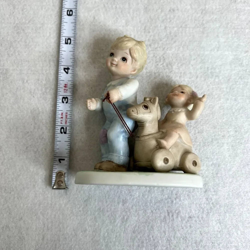 Vintage Homco Horse Pull Figurine